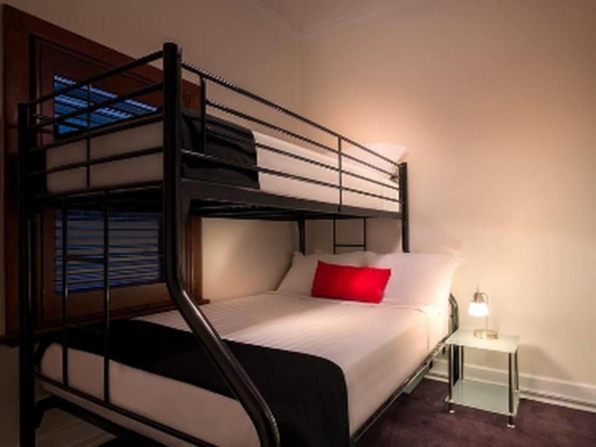 Como Court Budget Accommodation Ville de Ville de Melbourne Extérieur photo