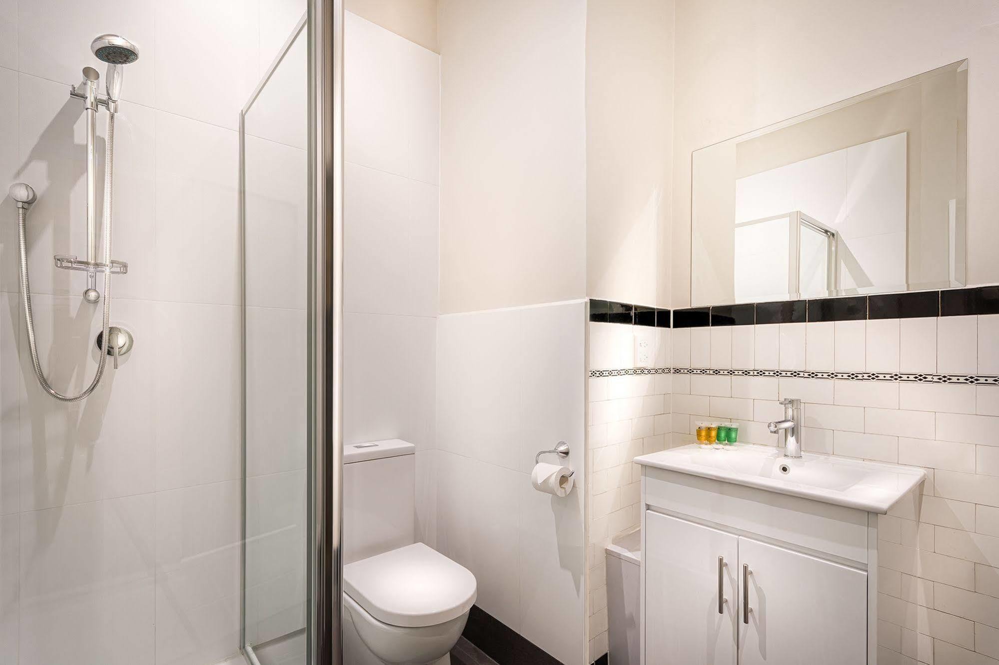 Como Court Budget Accommodation Ville de Ville de Melbourne Extérieur photo