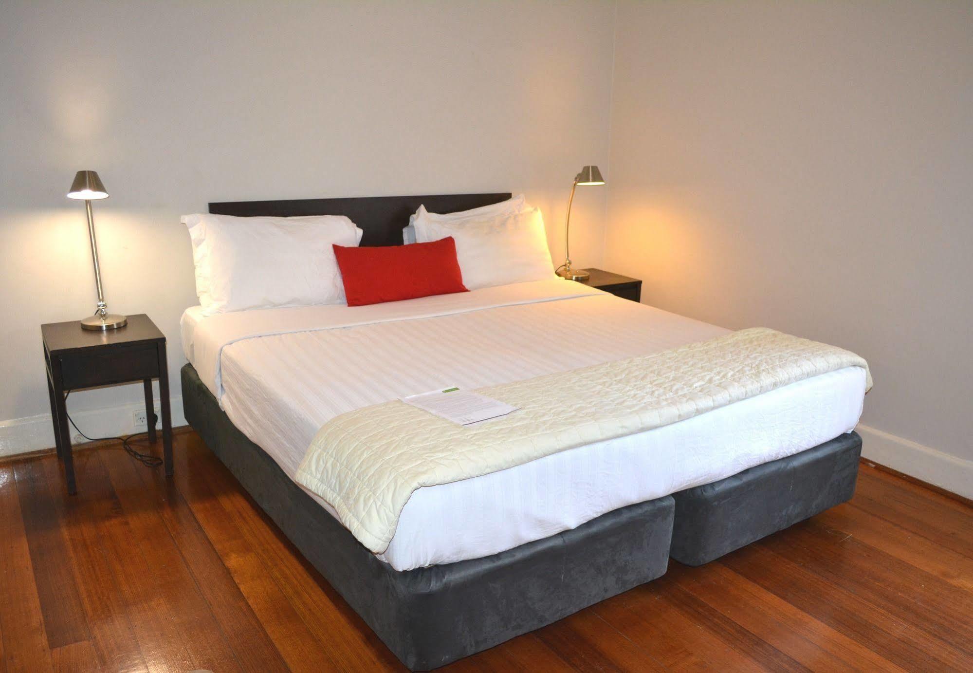 Como Court Budget Accommodation Ville de Ville de Melbourne Extérieur photo