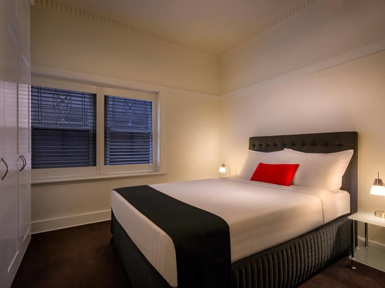 Como Court Budget Accommodation Ville de Ville de Melbourne Extérieur photo
